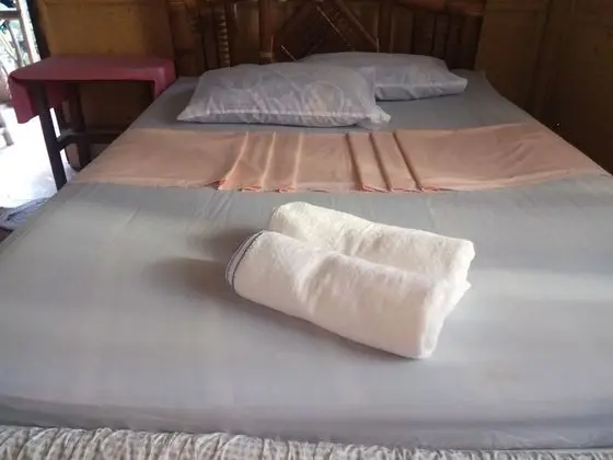 Nipa Hauz Resort - Spa