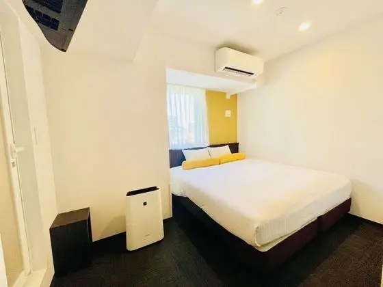Nipponbashi Crystal Hotel - Oda