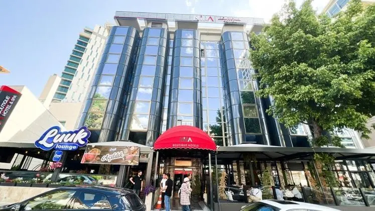 Nira Boutique Hotel