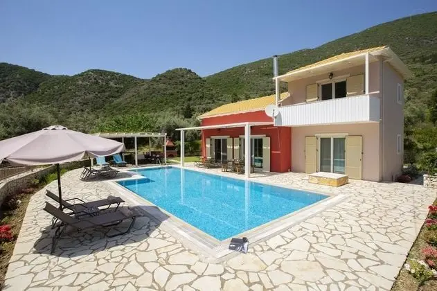 Villa Niriides