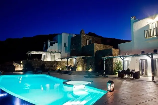 Niriides Luxury Homes - Dış Mekan