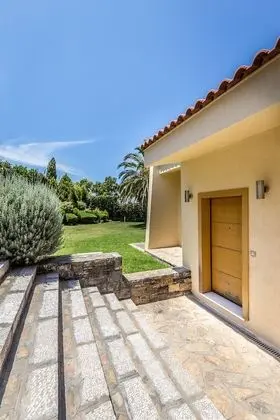 Niriides Villa - Dış Mekan