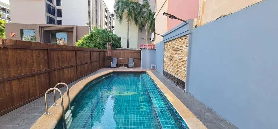 Nirvana Boutique Suites - Havuz