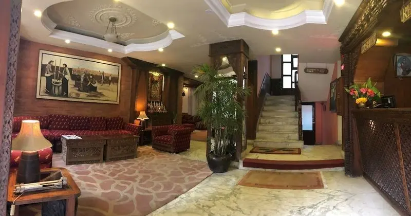 Nirvana Garden Hotel - Lobi
