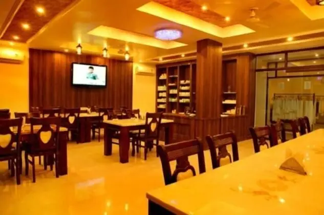 Hotel Nirvana Palace - Yerinde Yemek