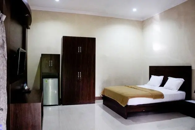 Nirwana Buton Villa - Oda