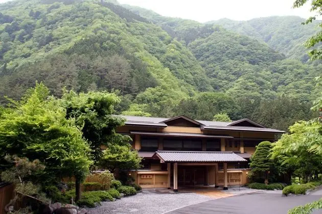 Nishiyama Onsen Keiunkan - 1