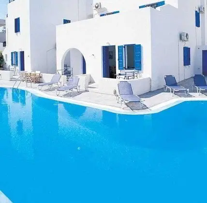 Nissos Thira - Havuz