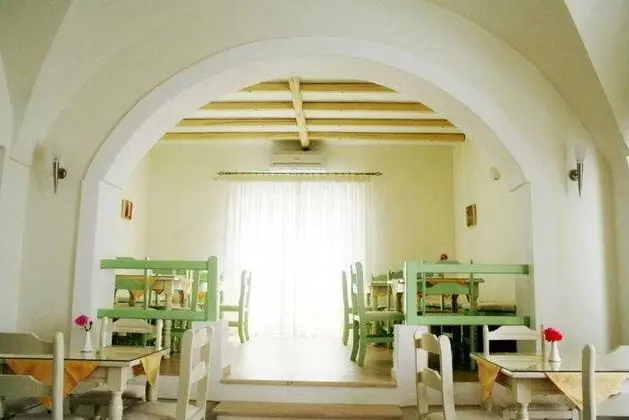 Nissos Thira - Yeme / İçme