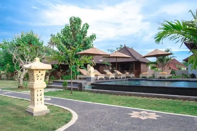 The Niti Hut's