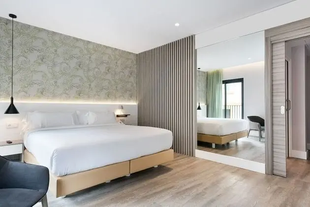 Niu Barcelona - Oda