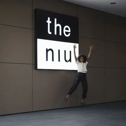 the niu Tab - Dış Mekan