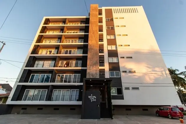 Niza Five Luxury Beach Apartments - Lobi