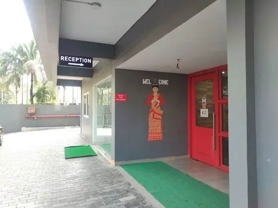NK Hotel - Guwahati - Dış Mekan