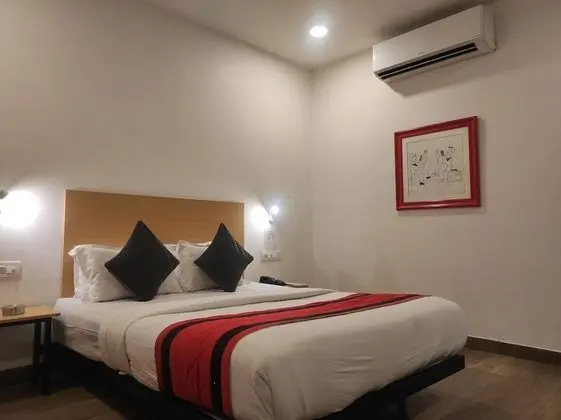 NK Hotel - Guwahati - Oda