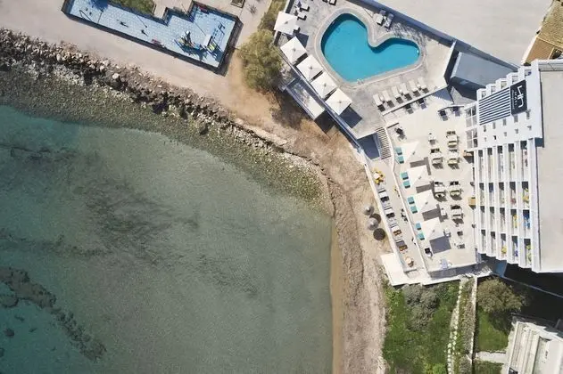 NLH MATI Seafront - Neighborhood Lifestyle Hotels - Plaj