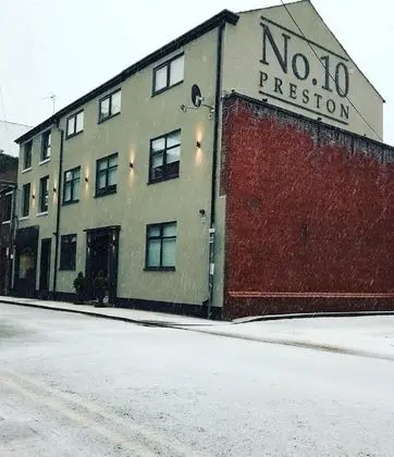 No.10 Preston - Dış Mekan