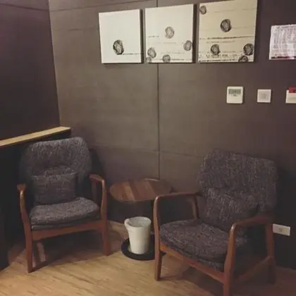 No. 9 Hotel