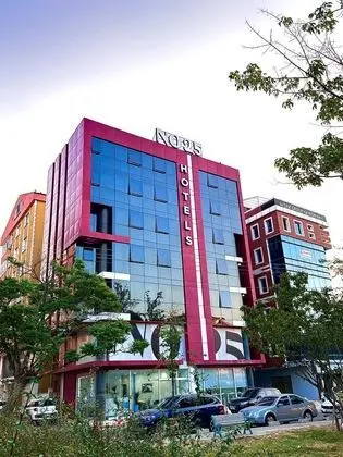 No25 Hotels