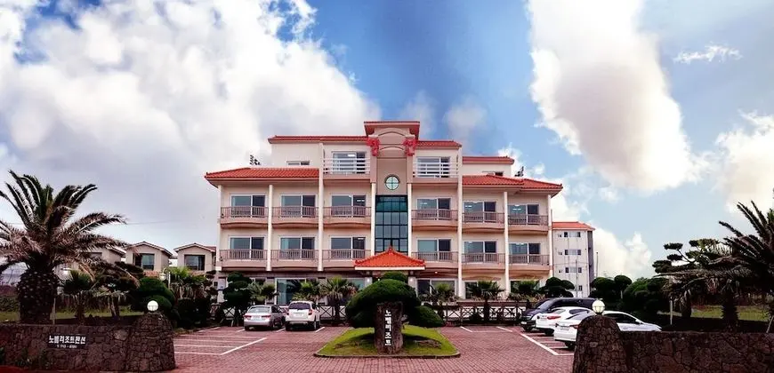 Nobel Resort Pension