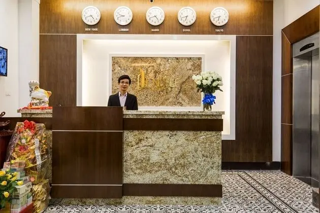Noble Apartment - The Art - Lobi