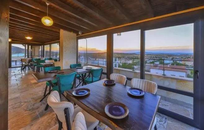 Noble Crown Stone House