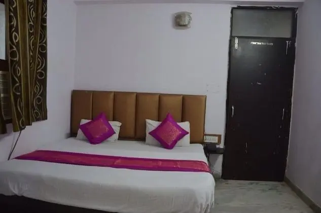 Hotel Noble Deluxe - Oda