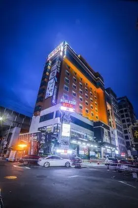 Noblesse Tourist Hotel - 1