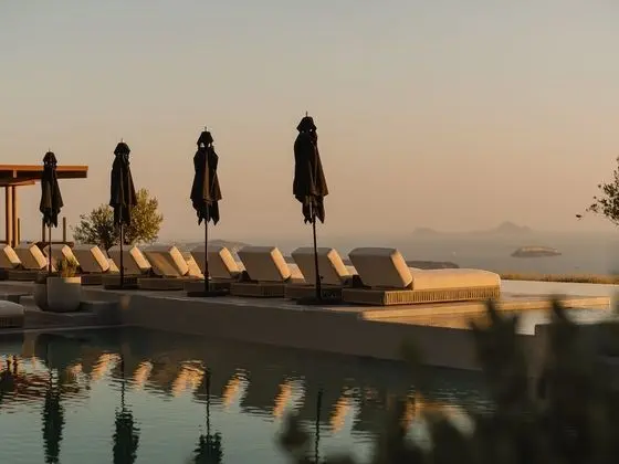 Nobu Hotel Santorini - Havuz