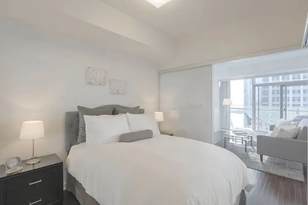 Noel Suites - York and Simcoe - Öne Çıkan Resim