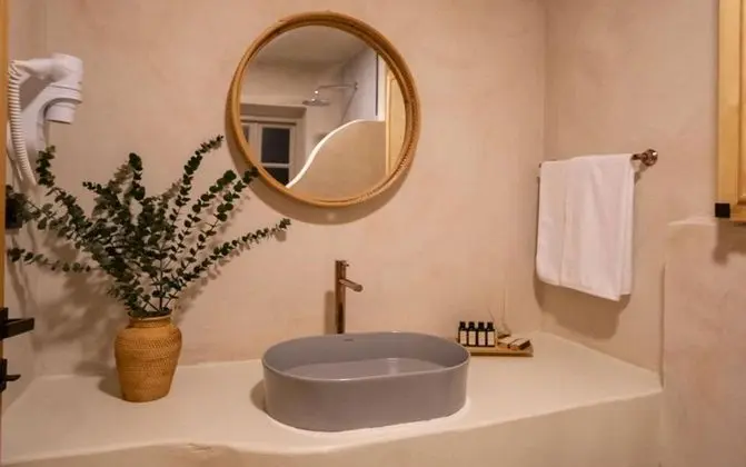 Noi Hotel