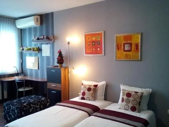 Noi Parliamo Italiano Apartamento - Öne Çıkan Resim
