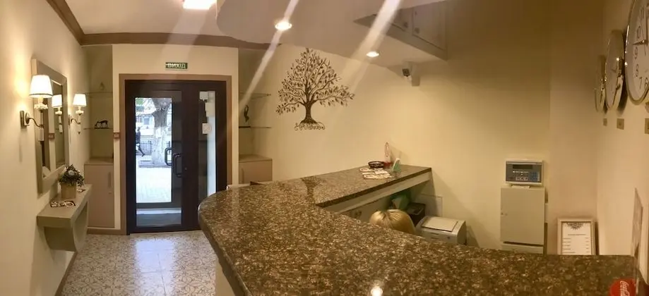 Non-Stop Hotel - Lobi