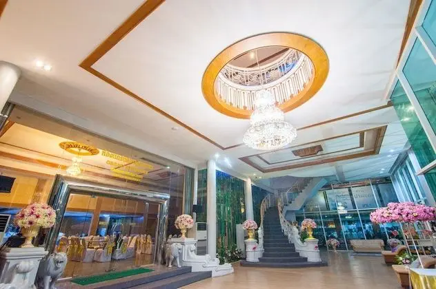 Nongkhai Tavilla Resort and Convention Center - Lobi
