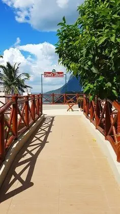 Noni's Resort - Dış Mekan