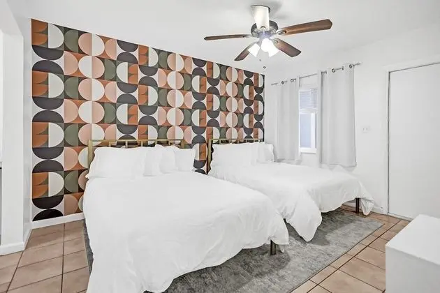 The Nook Hollywood, few Steps Away From the Beach, With Pool and Free Parking