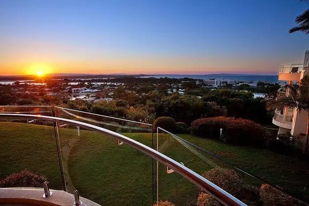 Noosa Crest Resort