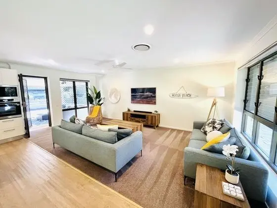 Noosa Heads Endless Summer Beach Retreat - Oda Düzeni