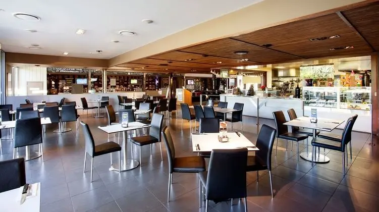 Villa Noosa Hotel - Yerinde Yemek