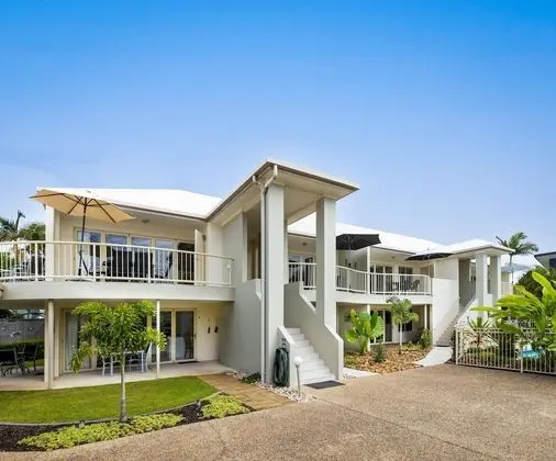 Noosa River Palms - Lobi