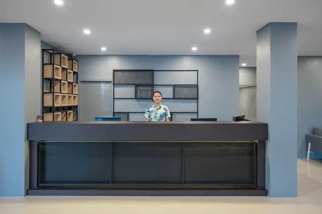 Nora Lakeview Hotel - İç Mekan