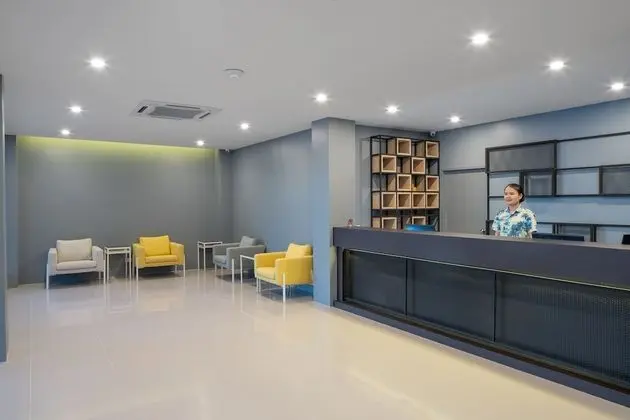 Nora Lakeview Hotel - Lobi