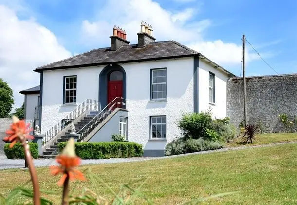 Nore View House