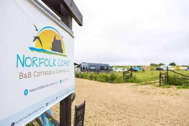 Norfolk Coast B&B Cottages and Camping - Lobi