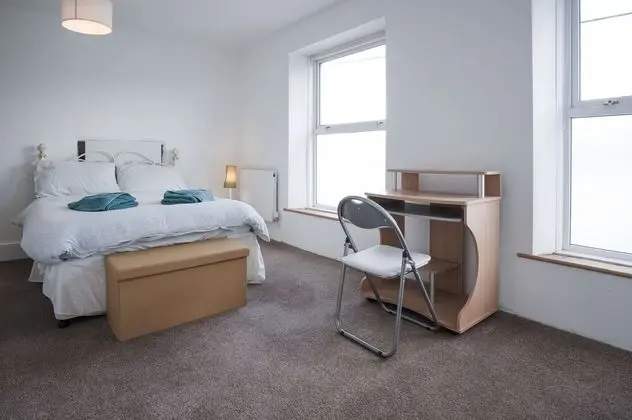Norgans Terrace - 3 Bed Holiday Home - Pembroke - Oda
