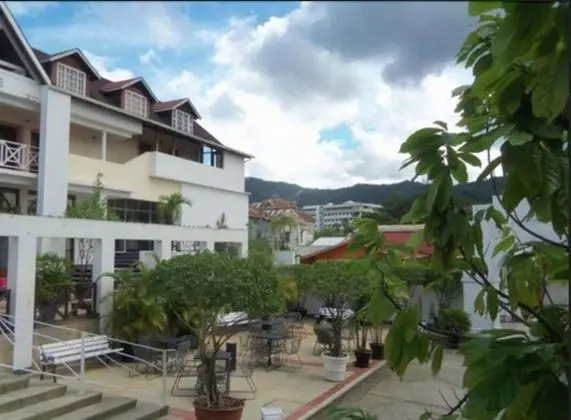 The Normandie Hotel - Dış Mekan