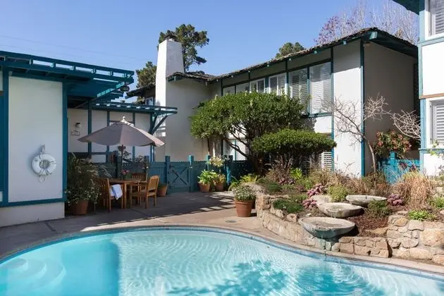 Normandy Inn