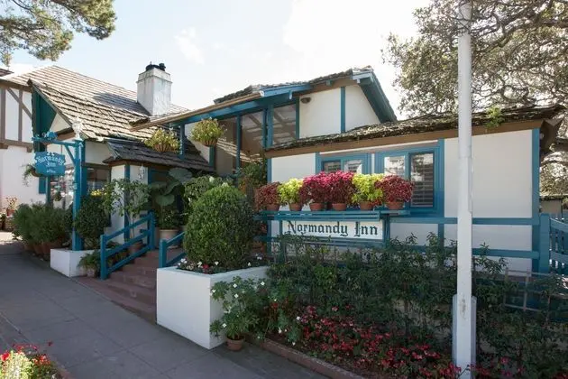 Normandy Inn - Dış Mekan