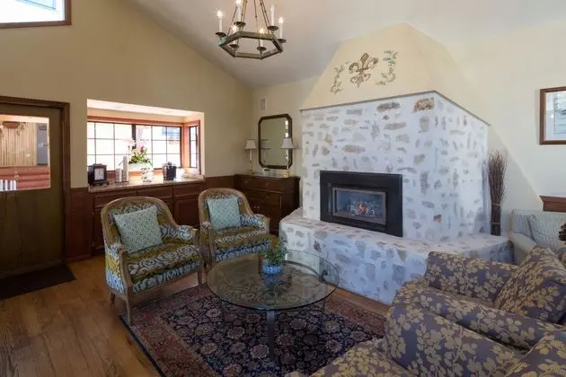 Normandy Inn - Lobi