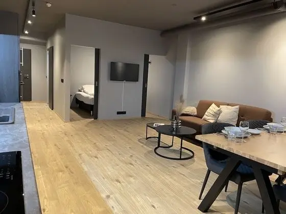 North Apartments Suites - Lobi